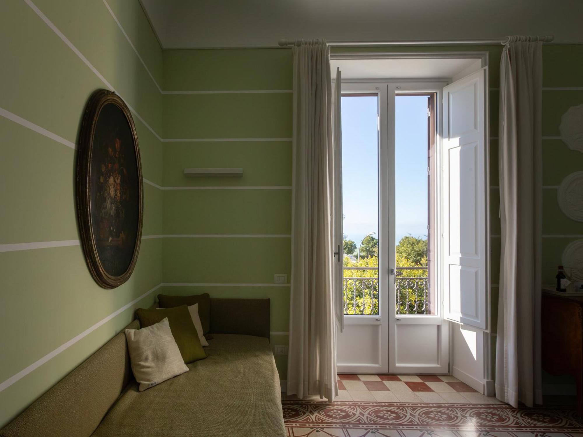 Maison d'hôtes Euterpe Lht 2*